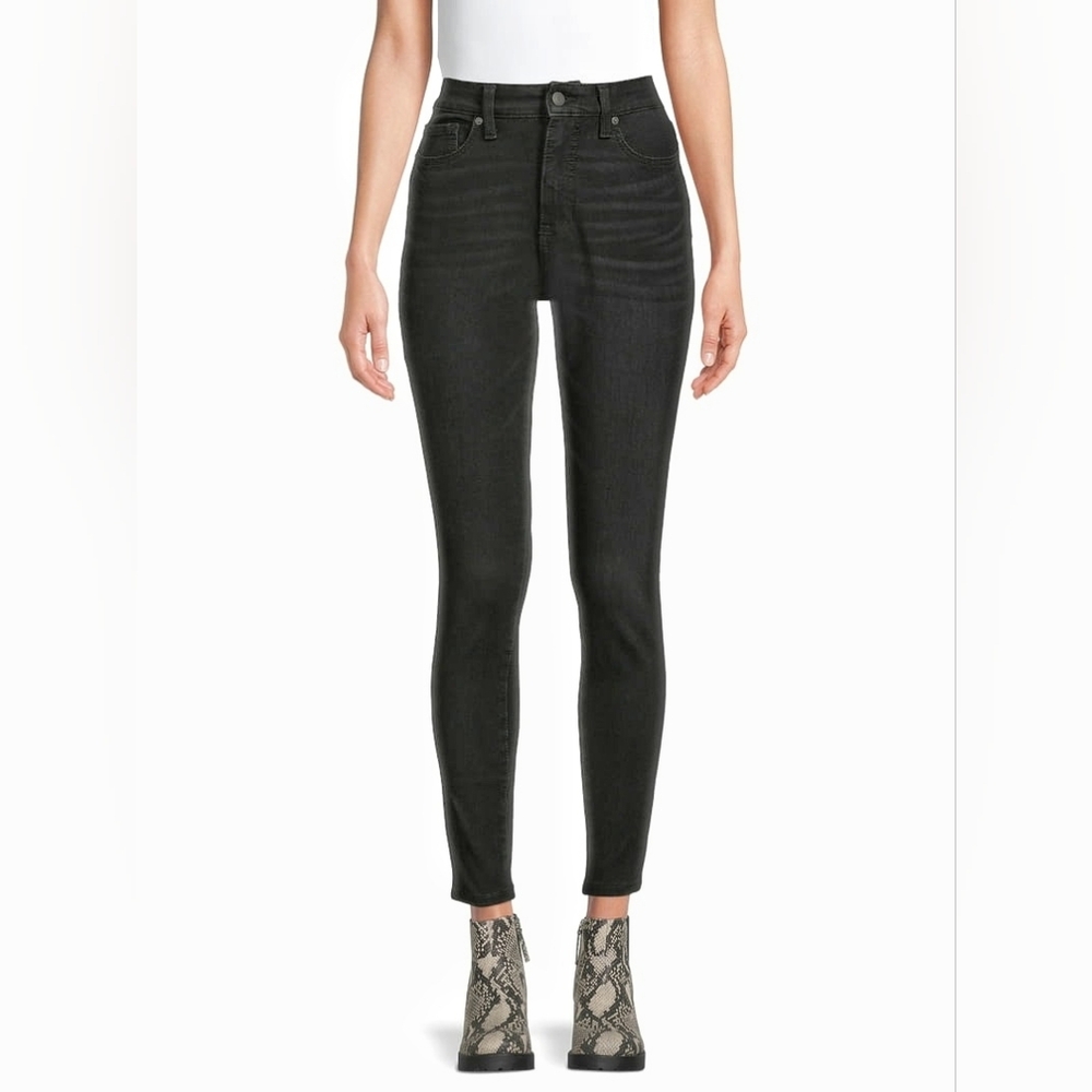 NWT Time & Tru High Rise Curvy Skinny Jeans